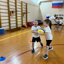 ВЕСЕЛЫЕ СТАРТЫ В ЧЕСТЬ ВСЕМИРНОГО ДНЯ РЕБЕНКА!