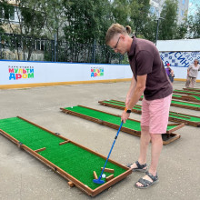 СОРЕВНОВАНИЯ ПО НАСТОЛЬНОМУ ТЕННИСУ И МИНИ-ГОЛЬФУ
